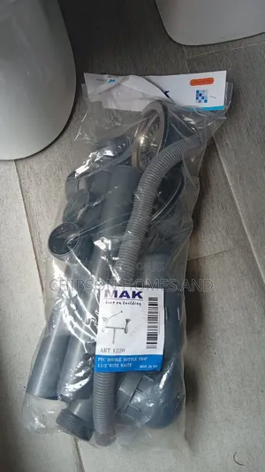 MAK PVC Double Bottle Trap With Waste 11⁄2"