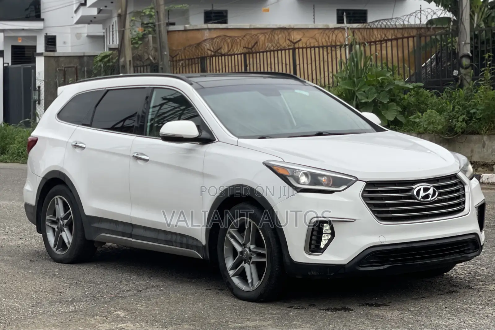 Hyundai Santa Fe 2018 White