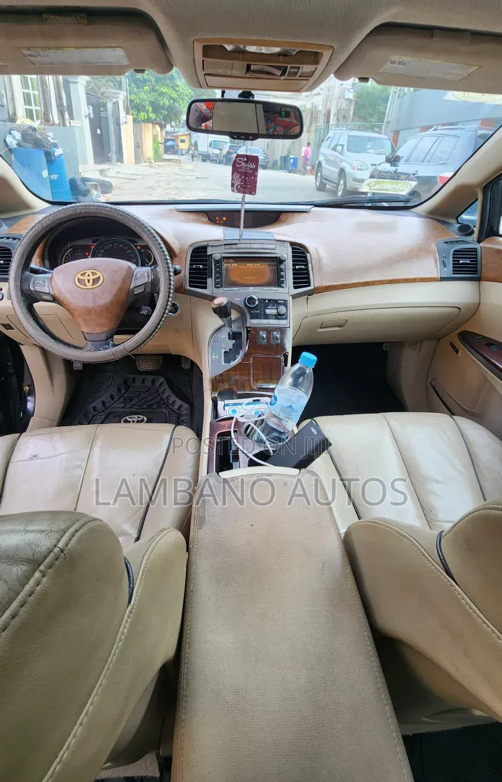 Toyota Venza 2011 Black