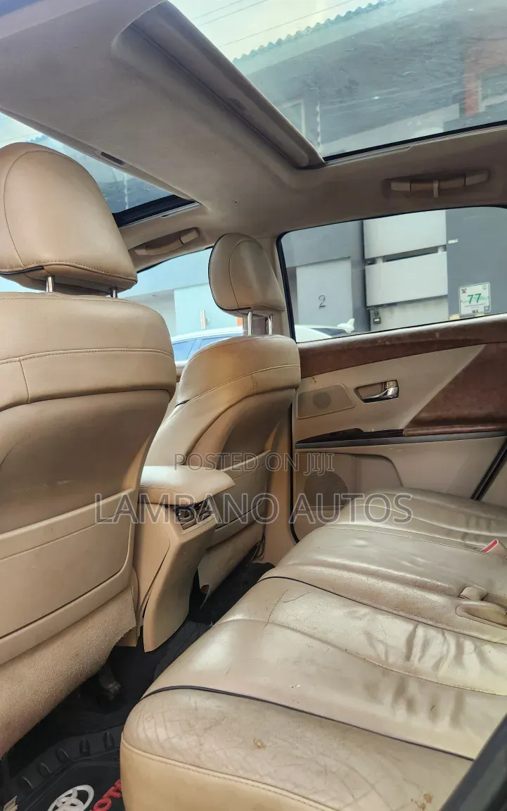 Toyota Venza 2011 Black