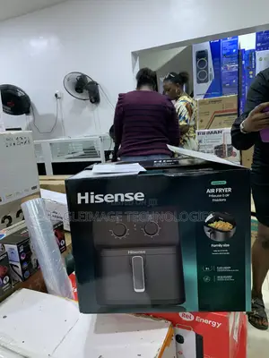 Hisense HO8AFBK1S1 8L Air Fryer – Zero Oil Crispy Cooking
