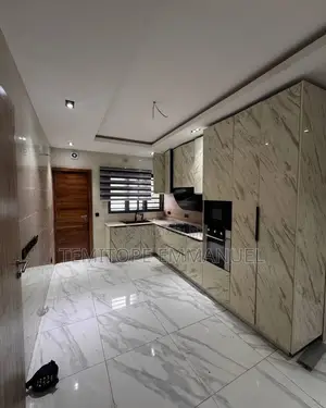 Furnished 3bdrm Apartment in Lekki Phase 1 for rent