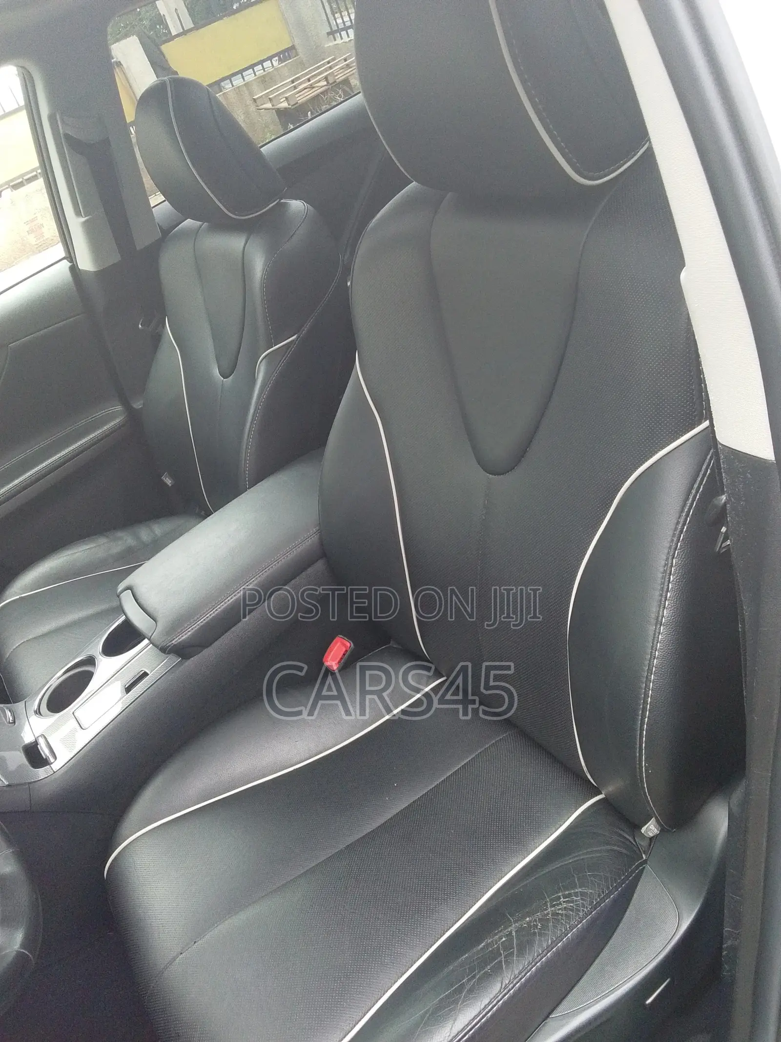 Toyota Venza 2013 White