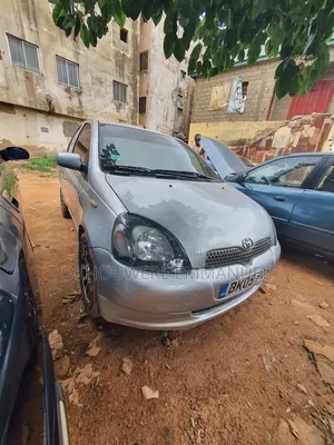 Toyota Yaris 2004 Silver