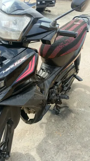 TVS Neo NX 2024 Black