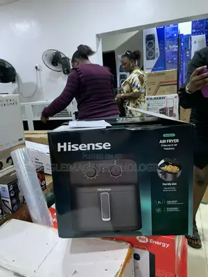 Large-Scale Frying Made Easy: Hisense 8L Air Fryer HO8AFBK1S1