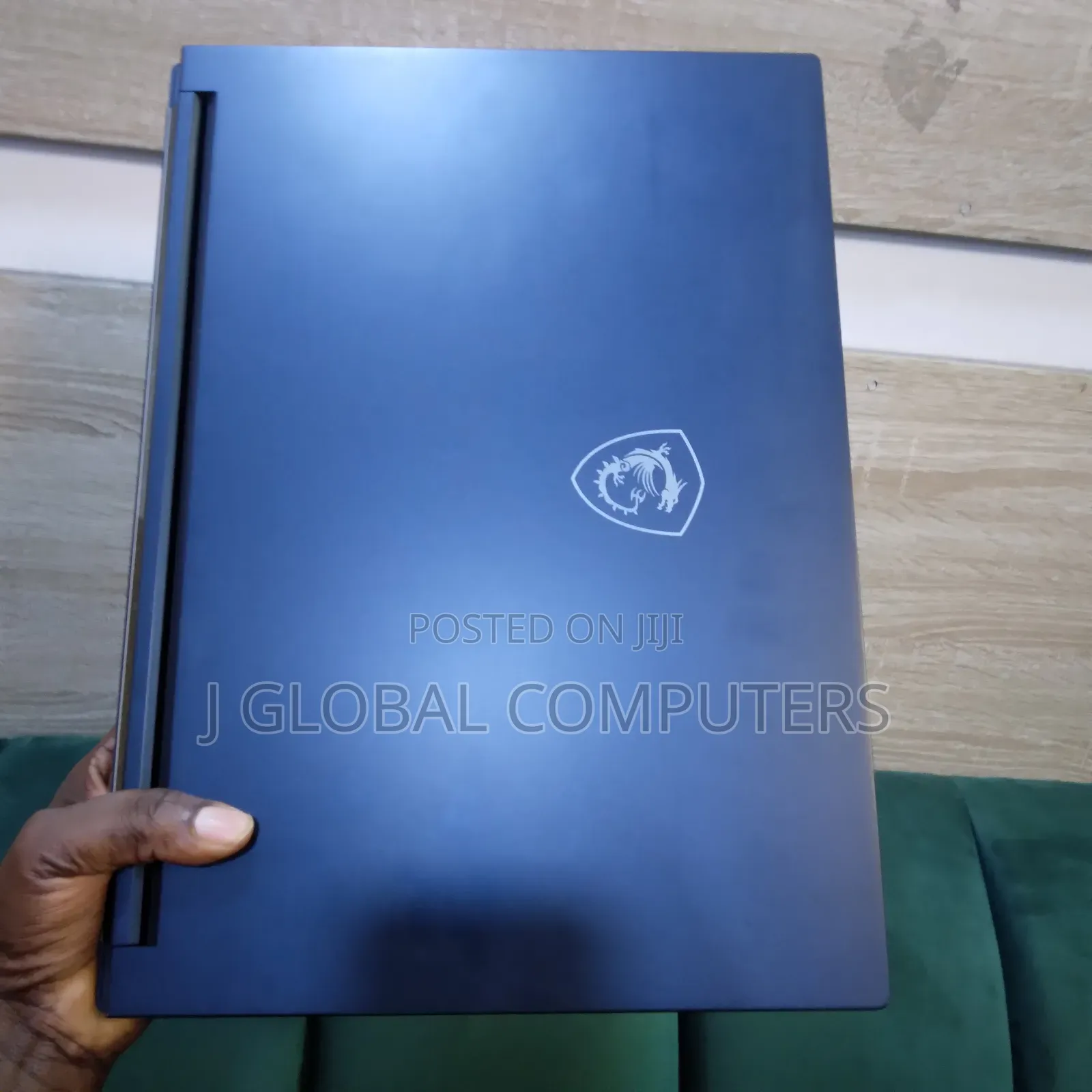 Laptop MSI 64GB Intel Core Ultra 9 SSD 2T