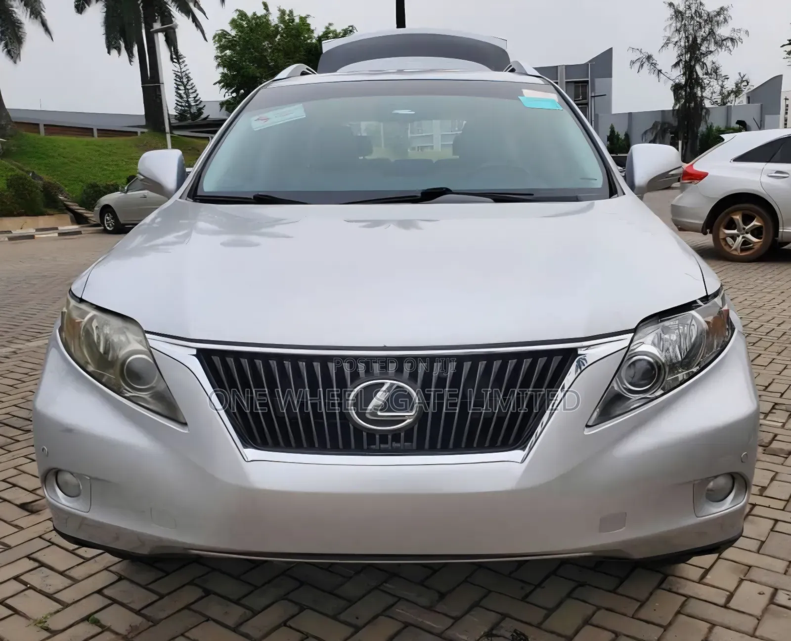 Lexus RX 2010 Silver
