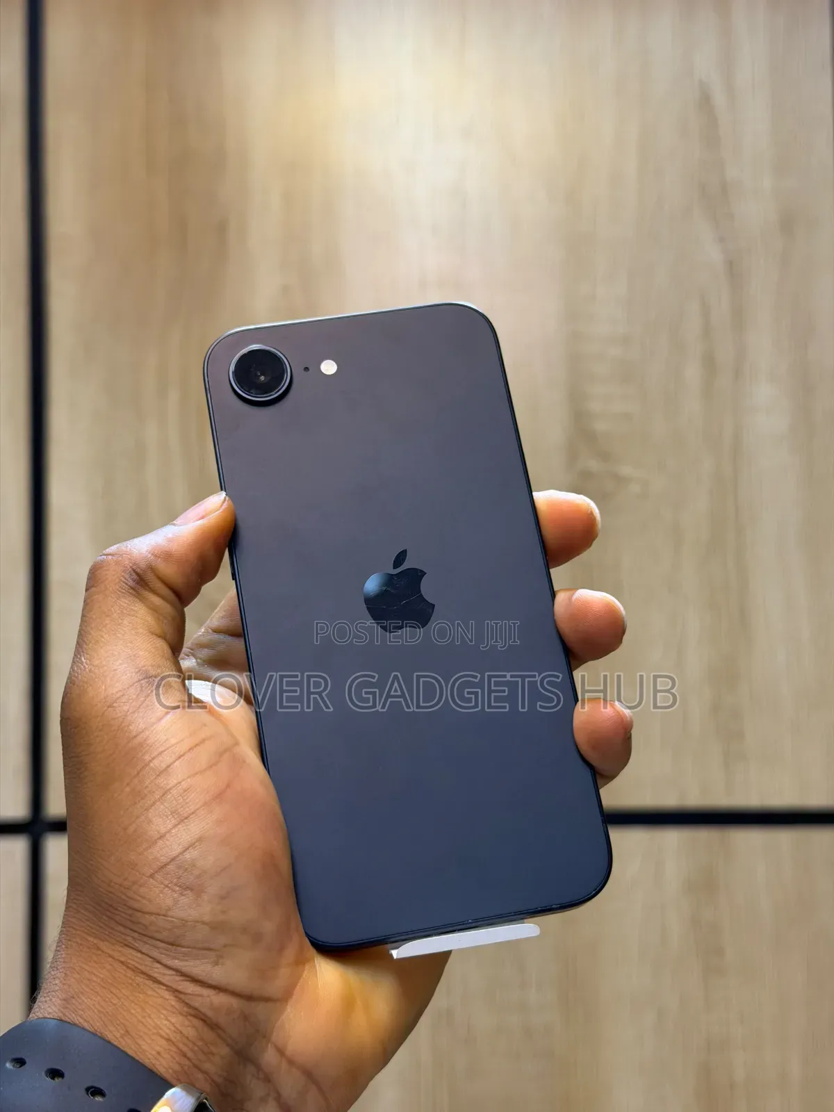 New Apple iPhone 16e 128 GB Black
