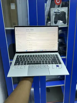 Laptop HP EliteBook 1040 G8 16GB Intel Core i7 SSD 512GB