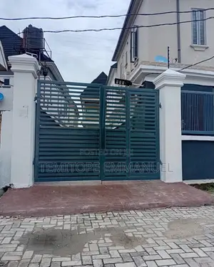 Furnished 4bdrm Duplex in Thomas Estate for rent