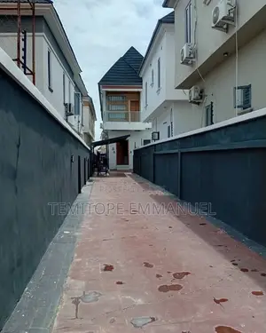 Furnished 4bdrm Duplex in Thomas Estate for rent