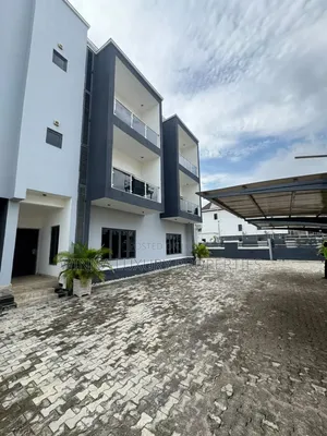 5bdrm Townhouse/Terrace in Jahi for sale