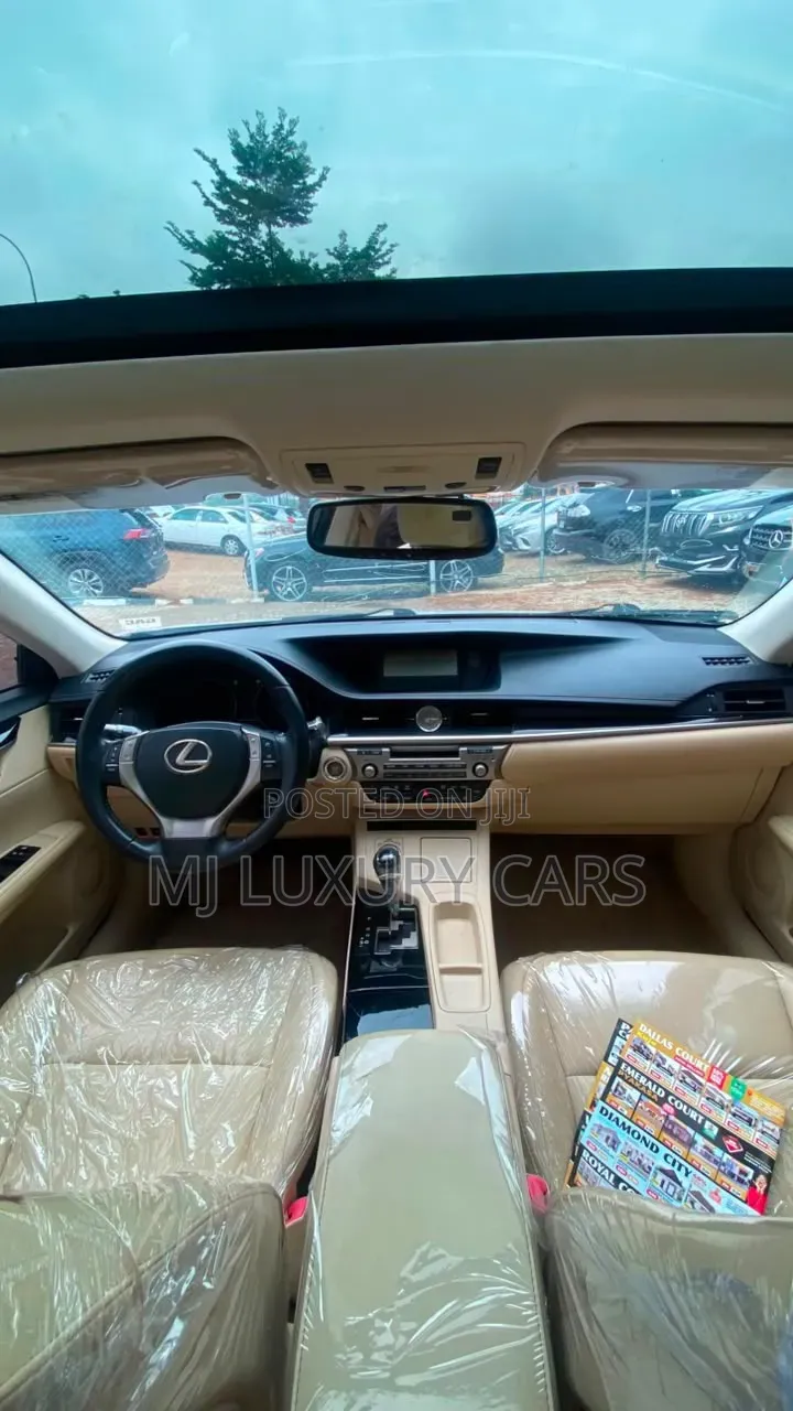 Lexus ES 2014 White
