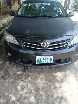 Toyota Corolla 2012 Black