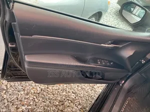 Toyota Camry 2018 Black