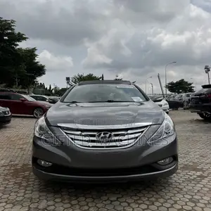 Hyundai Sonata Limited PZEV 4dr Sedan (2.4L 4cyl 6A) 2014 Gray
