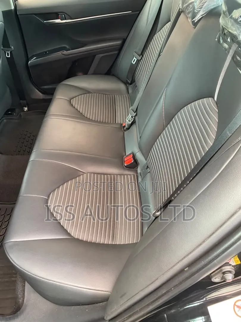 Toyota Camry 2018 Black