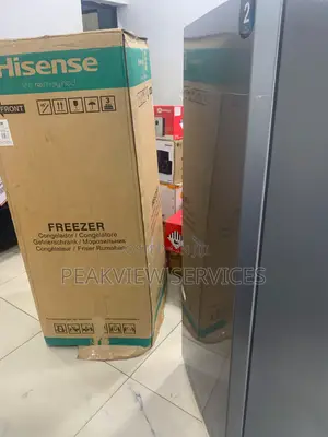 Hisense RS-189DR Modern Kitchen Freezer