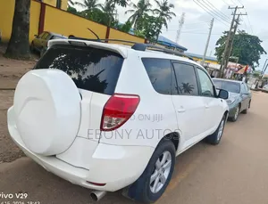 Toyota RAV4 2008 White