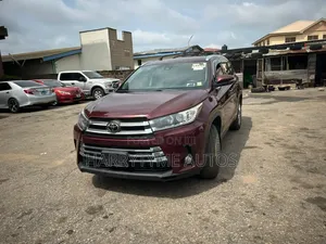 Toyota Highlander 2018 Red