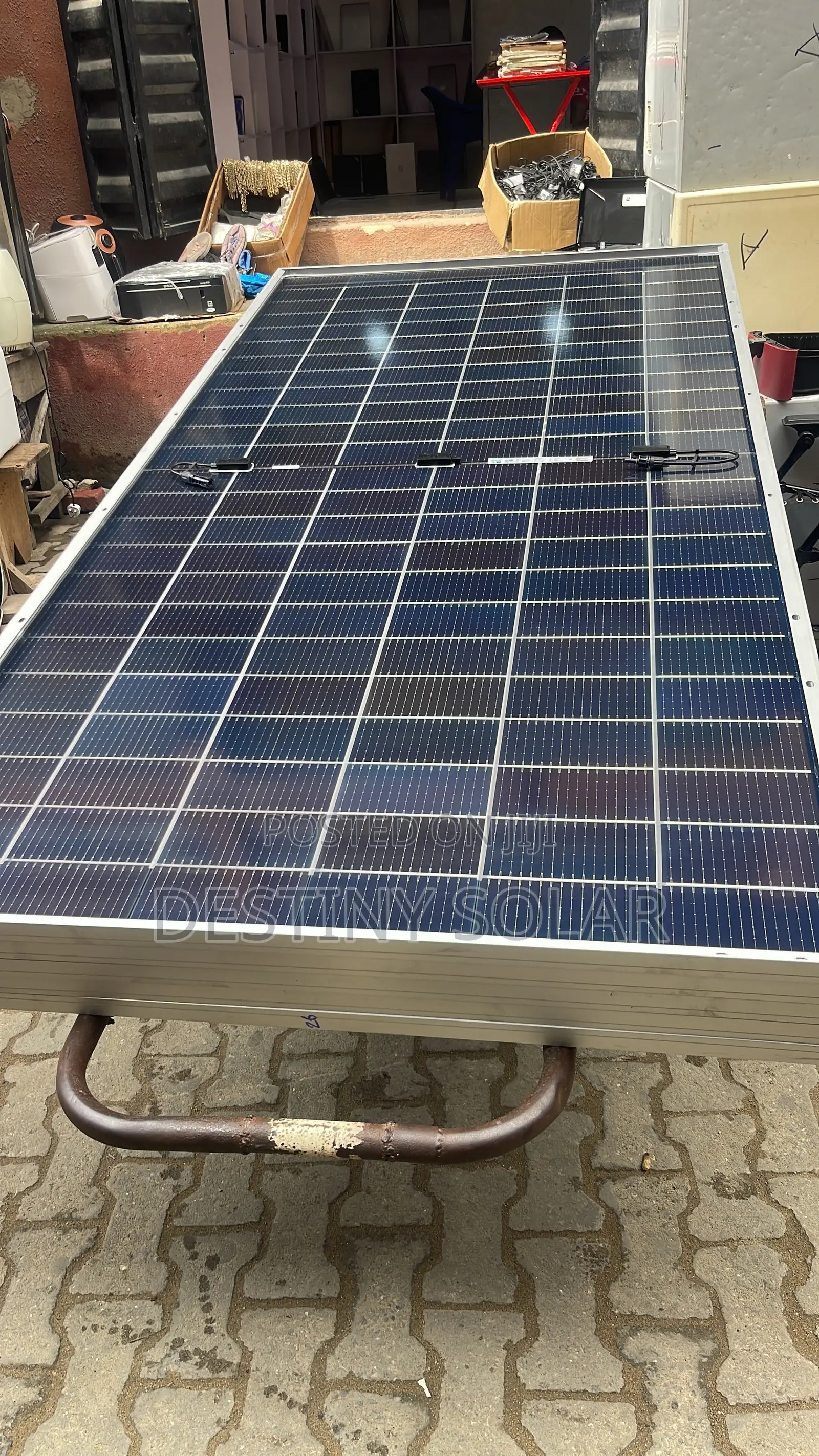585watts Solar Panel JAsolar 144cells High Voltage 48v