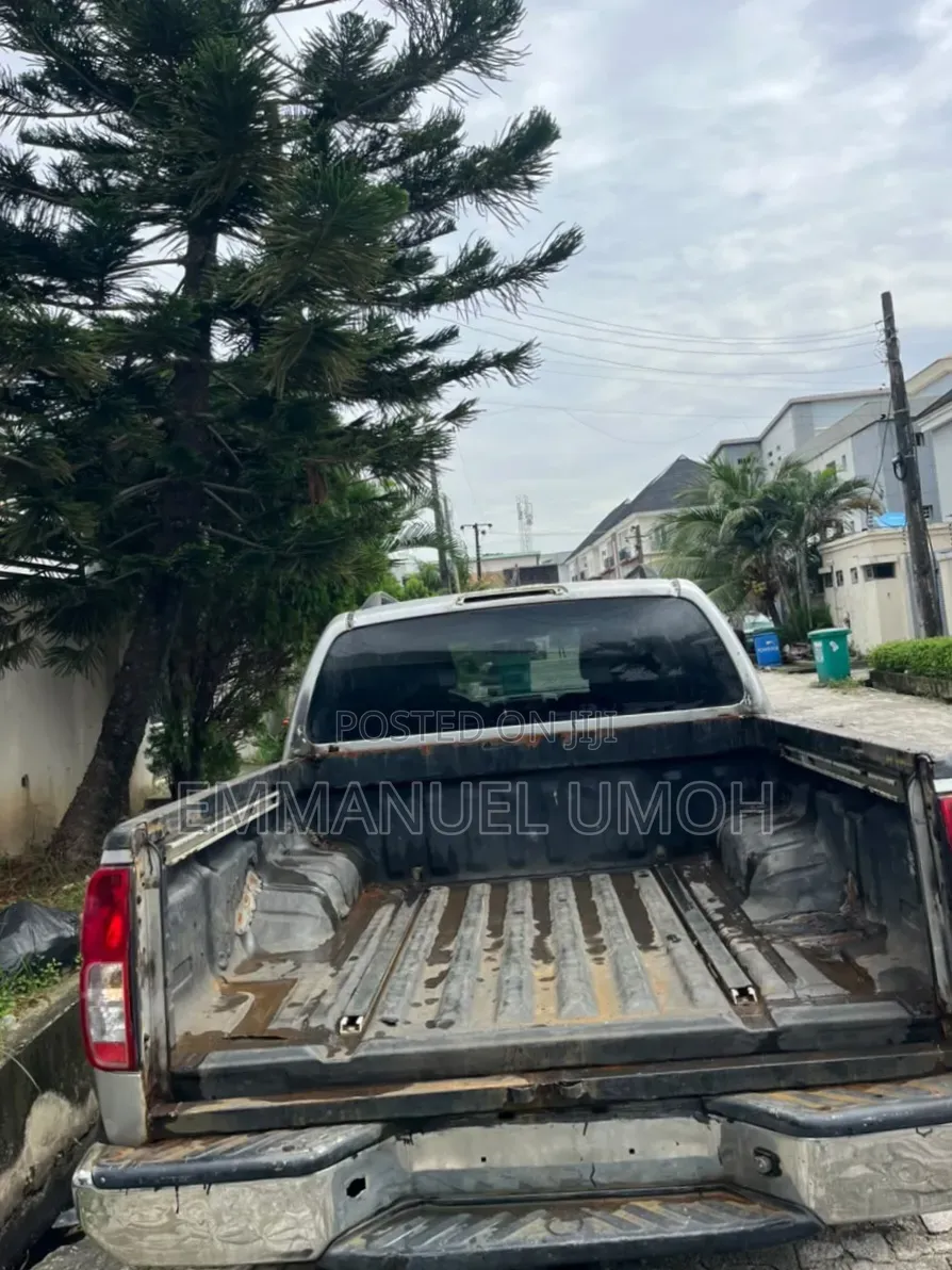 Nissan Frontier 2008 Silver