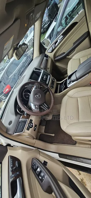 Mercedes-Benz M Class 2014 White