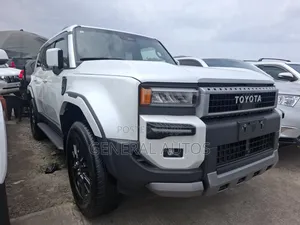 Toyota Land Cruiser 2025 White