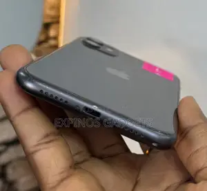 Apple iPhone 11 64 GB Black