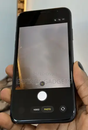 Apple iPhone 11 64 GB Black