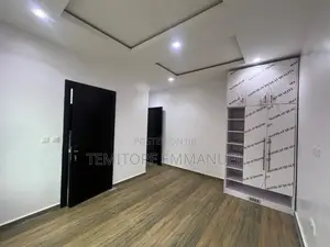 Furnished 20bdrm Block of Flats in Lekki Phase 1 for rent