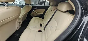 Mercedes-Benz GLA 250 2015 Black