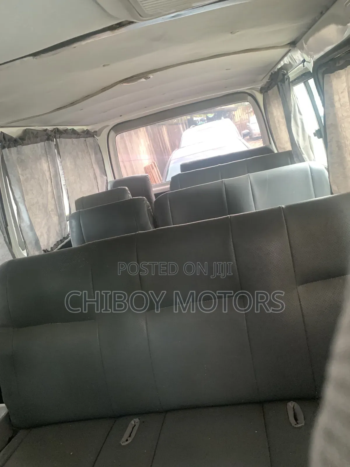 Toyota HiAce 2012 White