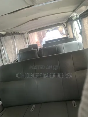 Toyota HiAce 2012 White