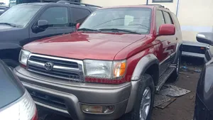 Toyota 4-Runner 2000 Red