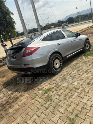 Honda Crosstour 2012 Gray