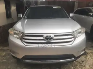 Toyota Highlander 2012 Silver