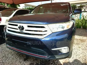 Toyota Highlander 2012 Blue