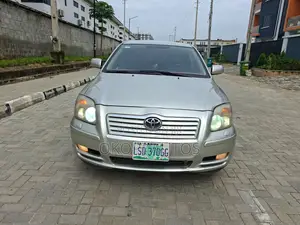 Toyota Avensis 2004 Silver