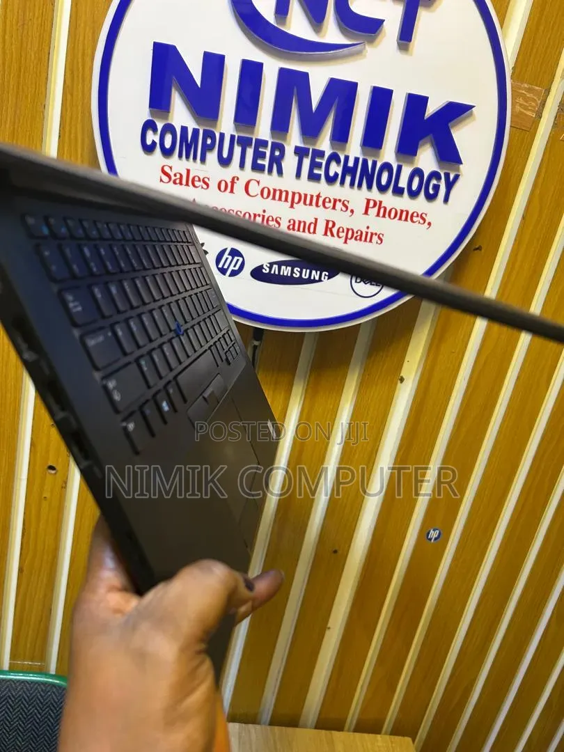 Laptop Dell Latitude 7490 8GB Intel Core i5 SSD 256GB