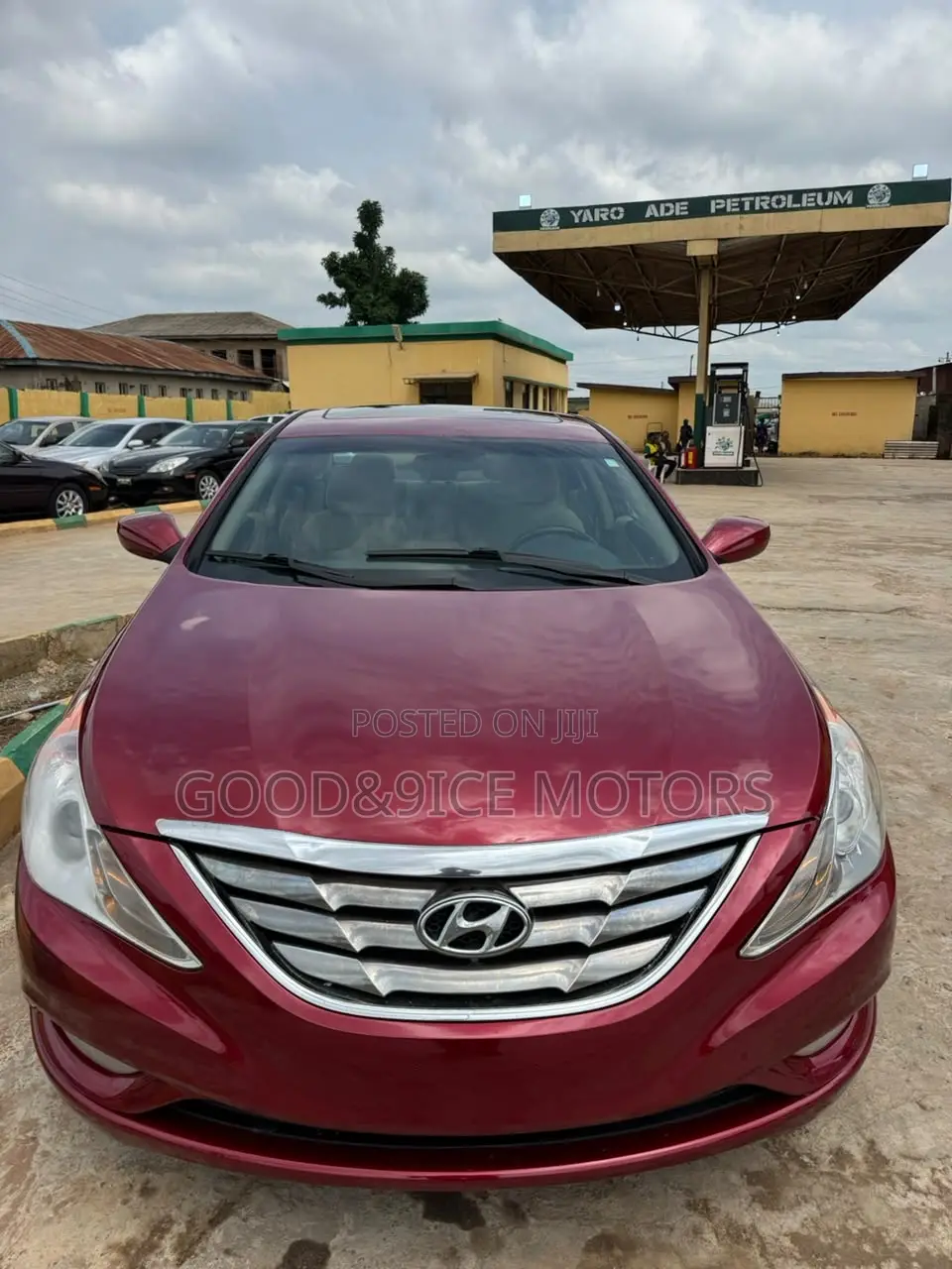 Hyundai Sonata 2012 Red