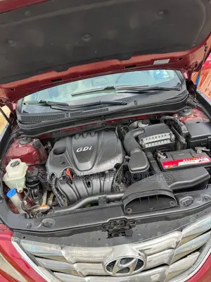 Hyundai Sonata 2012 Red