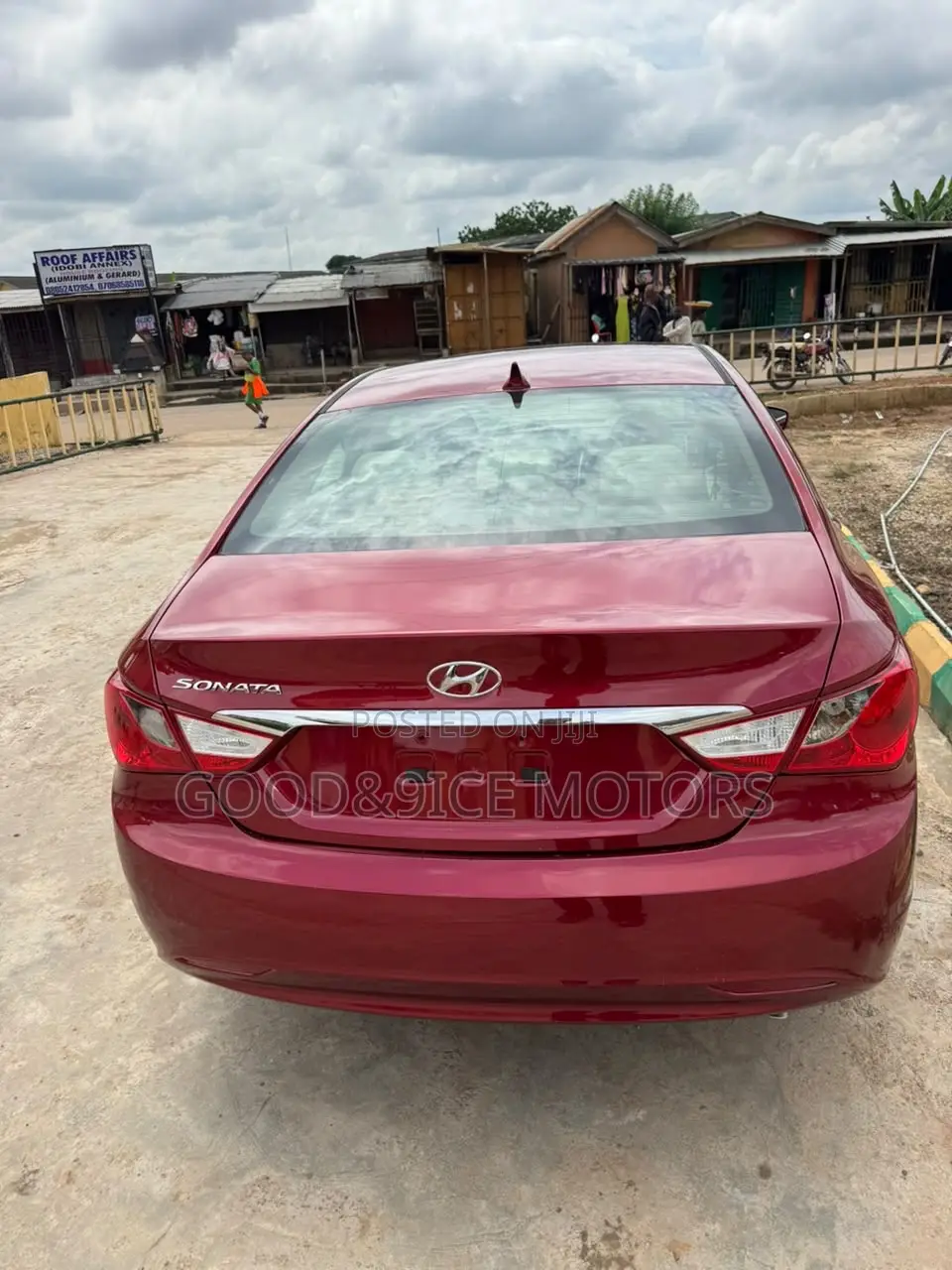 Hyundai Sonata 2012 Red