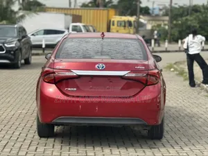 Toyota Corolla 2017 Red