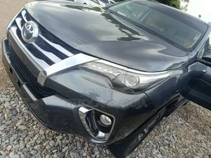 Toyota Fortuner 2020 Gray