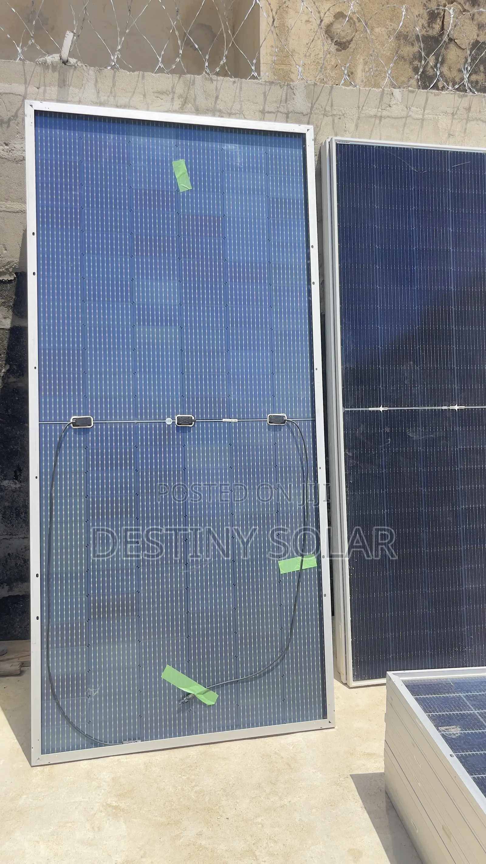 630watts Jinko Solar Panel 156cells Available