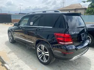 Mercedes-Benz GLK-Class Base GLK 350 4dr AWD 4MATIC (3.5L 6cyl 7A) 2015
