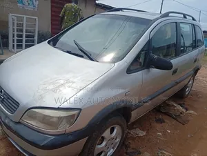 Opel Zafira 2004 Silver