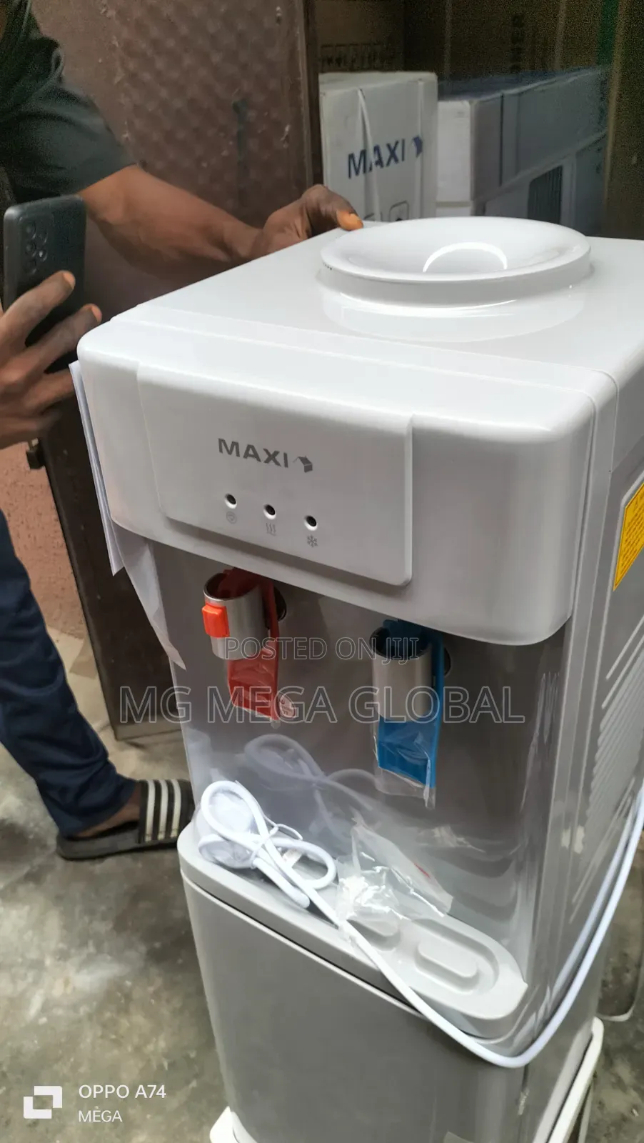 Maxi Water Dispenser (24355-W)